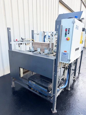 iPAK Model TF-200Q Automatic Tray Former