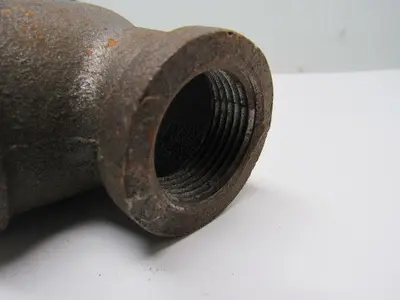 Anvil International 1-1/4" X 1-1/4"X 1" Reducing Tee Black Pipe Lot OF 4