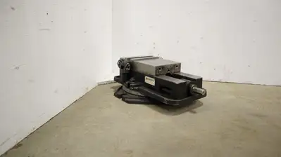 6" Milling Vise (Used) - 7