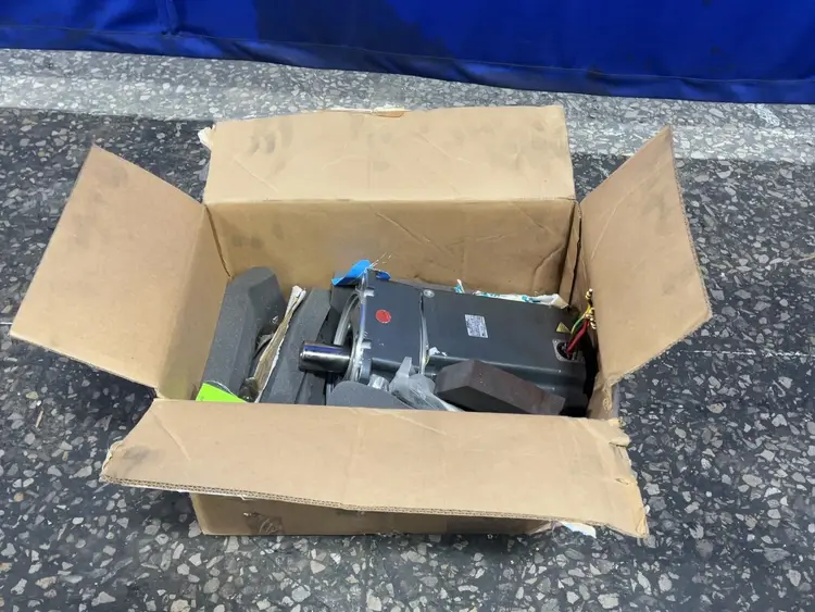 Used SIEMENS 1FK71052AF711CH1 Motors (misc) Ohio US | HGR 24 #1048051