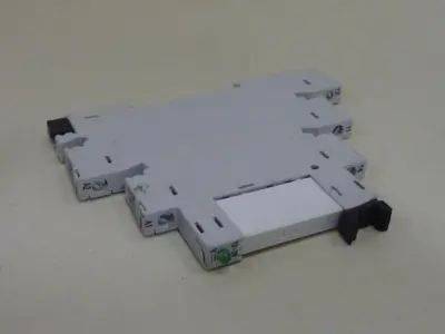 USED ALLEN BRADLEY 700-HLT1Z SER A