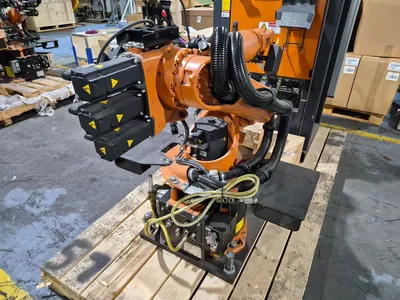 New | in-Stock 2015 KUKA KR16 L6-2 + KR C4 NA Robots Michigan US | iGAM Industrial Marketplace #1173935