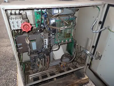 USED 2011 YASKAWA MOTOMAN MOTOMANMH6