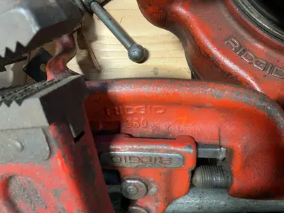 Used RIDGID 400 Pipe Threaders Ohio US | HGR 24 #1285655