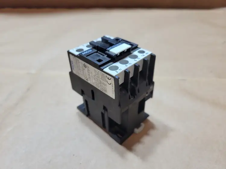 Used MCG MC1D1810 Switchgears British Columbia CA | Lenmark #1438451