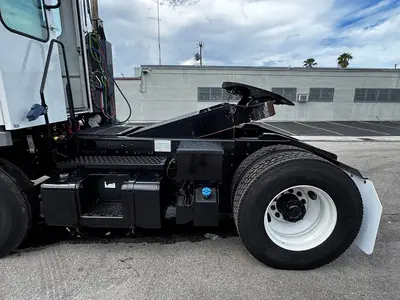 Used 2016 KALMAR OTTAWA T2 Tow Tractors Florida US | Truck and Van Outlet #1509221