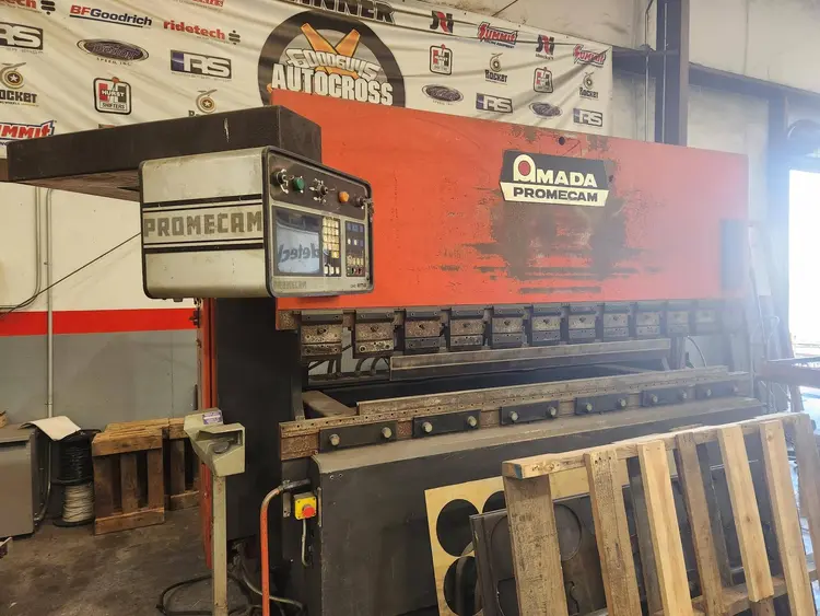 Used 1989 AMADA PROMECAM ITPS Press Brakes Tennessee US | Revelation Machinery #402919