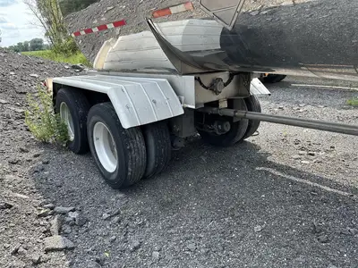 Used 1999 STAINLESS TANK & EQUIPMENT _UNKNOWN_ Tanker Trailers Indiana US | Lakeshore Equipment Sales #1546609