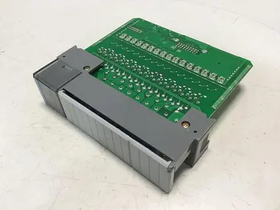 USED ALLEN BRADLEY 1746-IV16 SER C