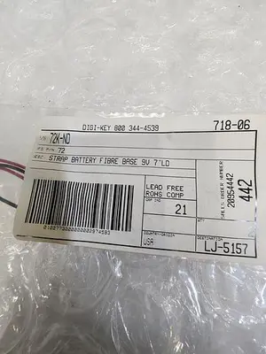 72K-ND STRAP BATTERY FIBRE BASE 9V 7" LD
