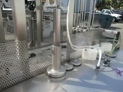 WCB Stainless Ice Cream Filling Machine / Scround ice cream container filler