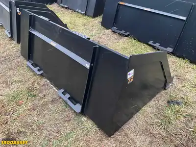 New Tomahawk 72” snow/mulch skid steer bucket, welded on high carbon cutting edge, skid steer...