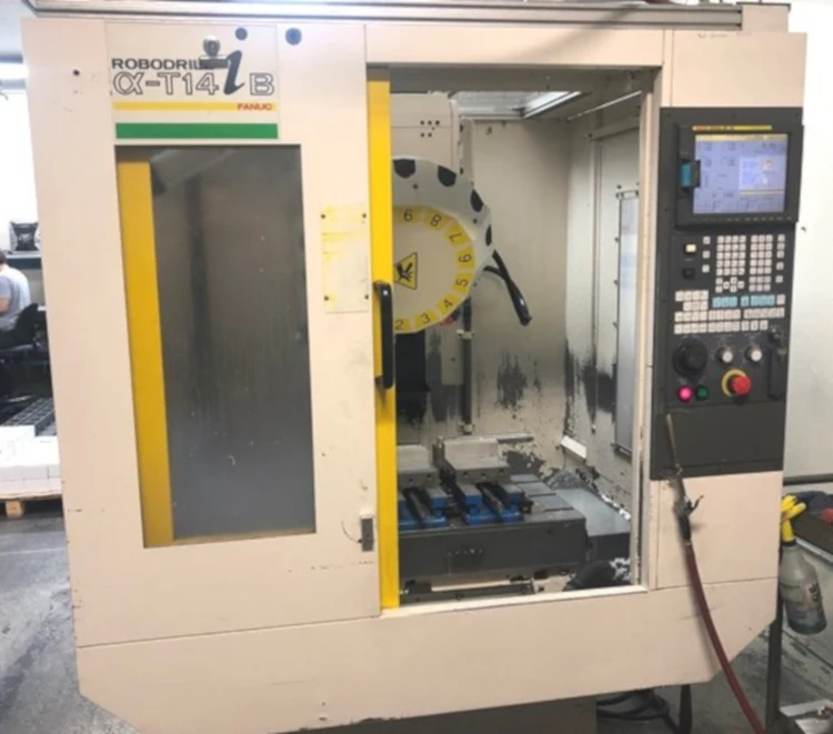 Used 2001 FANUC ROBODRILL Drilling & Tapping Centers Vermont US | Two Spade Machinery LLC #506800