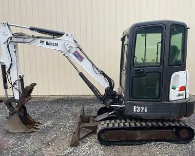 USED 2024 Bobcat E32