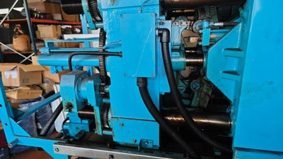 NEGRI BOSSI Injection Moulding Machine, in good condition