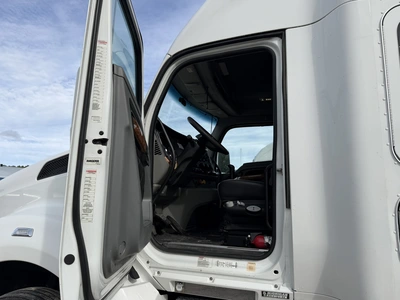Used 2020 KENWORTH T880 TRUCK TRACTOR Conventional trucks Michigan US | Miedema Asset Management Group #1709448