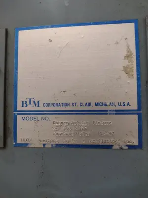 BTM CORPORATION TOG-L-LOC CORNER NOTCHER: YOBRO #25120