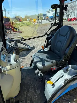 New | in-Stock 2025 NEW HOLLAND WORKMASTER 25S Sub-Compact & Compact Tractors Maine US | Beauregard Equipment #1511287