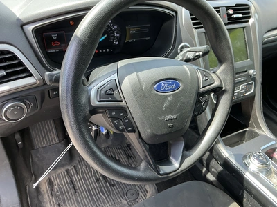 USED 2018 FORD FUSION