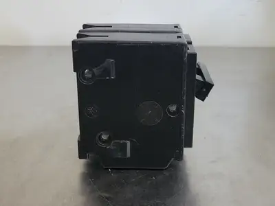 USED SQUARE D HOM220