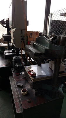 Hydraulic and Manual Presses - 5× in a lot, price for lot, VIDEO