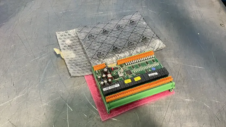 Used _UNKNOWN_ _UNKNOWN_ Input / Output Modules Ohio US | HGR 24 #1286707