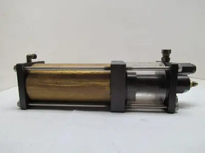 Samsomatic DVB80/120-7.4-SU 7.4:1 Air to Hydraulic Amplifier Spindle Positioner