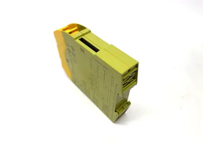 USED PILZ SAFETY RELAY 750104 NO TERMINALS DAMAGED DIN LATCH