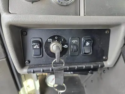 USED 2014 KENWORTH T370