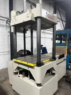 USED REIS TUS-90