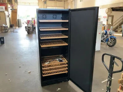 Used VINOTEMP EL-300GFEBRR Refrigerators Michigan US | Miedema Asset Management Group #1437357