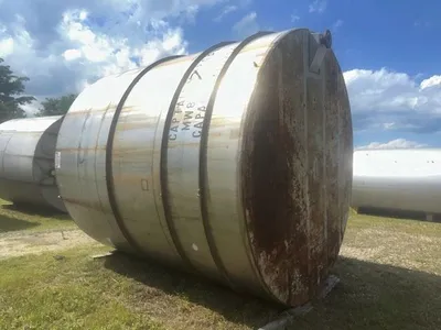 Used _UNKNOWN_ 10,000 Gallon Stainless Steel Tanks New Jersey US | Perry Equipment #123181