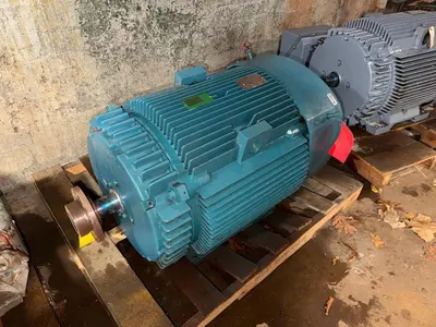 USED GE MOTORS SKAF445SS370P