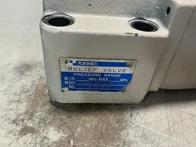 USED TOKIMEC DG4VS-3-0C-M-P7-H-7-P12-52