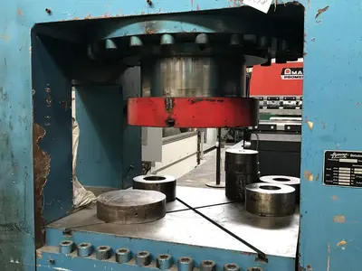 USED HYMAG HDP 1000 TON