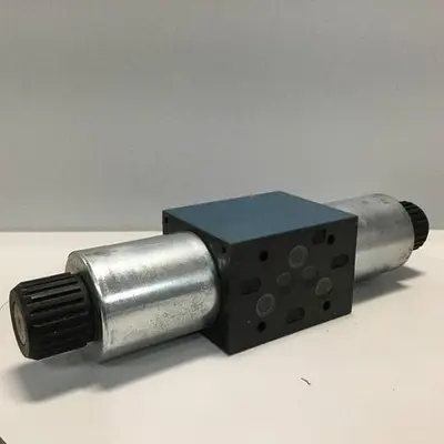 USED BOSCH 0 810 001 402