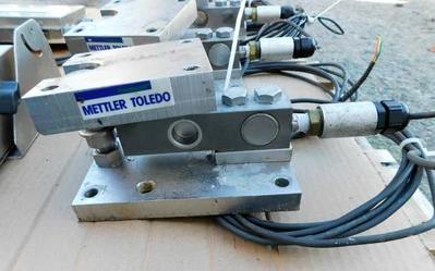 USED METTLER TOLEDO LOAD CELLS FLEX MOUNT  LOAD CEL