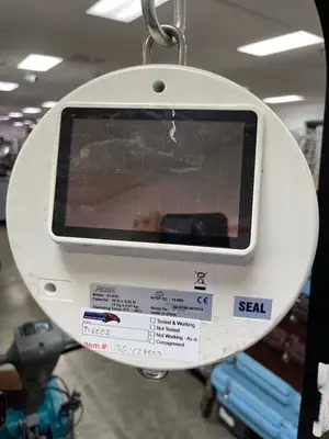 Used Cardinal Detecto Used Detecto SCS30 Digital Solar Hanging Scale 30lb Capacity with Stand Food Scales Illinois US | Falcon Restaurant Supply #1376164