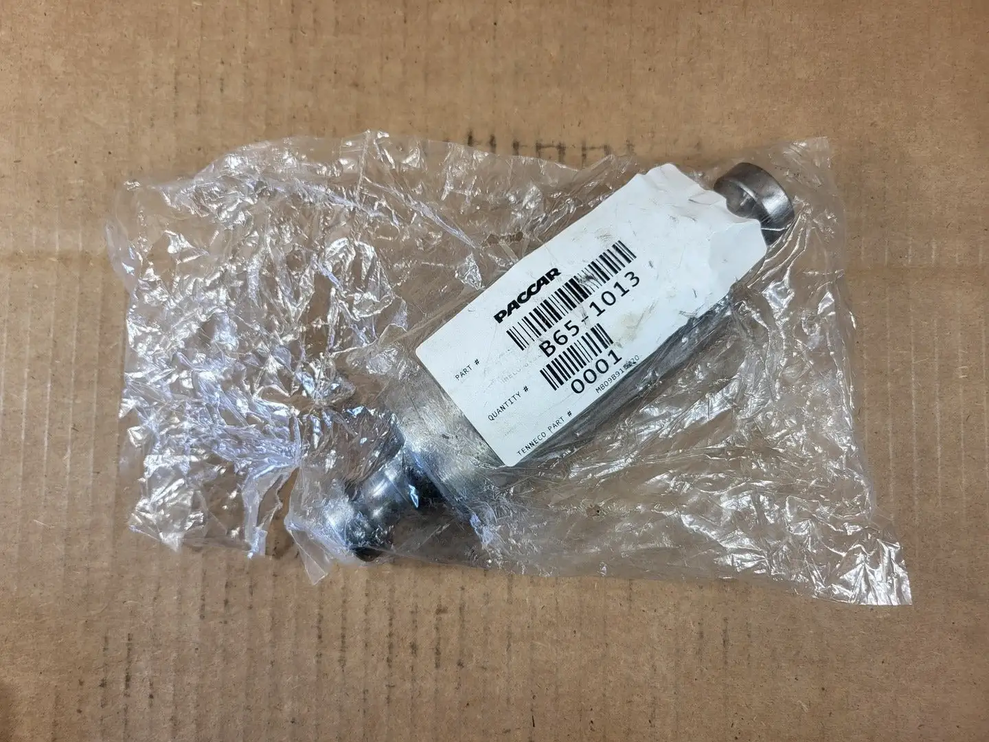 NEW PACCAR B65-1013