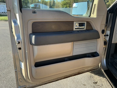Used 2014 FORD LGT CONVTN Conventional trucks Michigan US | Miedema Asset Management Group #1437514