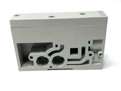 Used Numatics Pneumatic End Manifold Block XE, 1, 3/5 Ports Parts (Hydraulics and Pneumatics) Michigan US | Maverick Industrial Sales #1395112