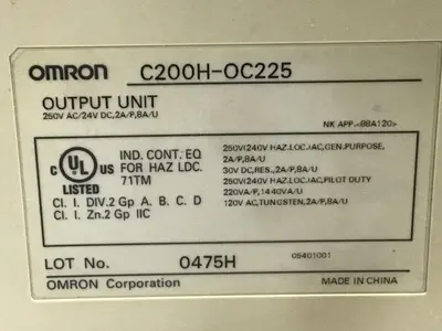 USED OMRON C200H-OC225