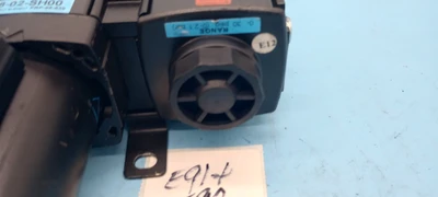 USED Wilkerson F18-02-SH00 + R19-02-CA00