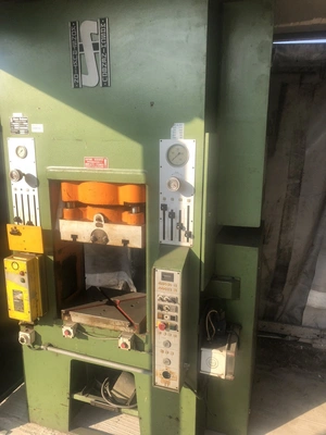 HANS SCHOEN Hydraulic Press