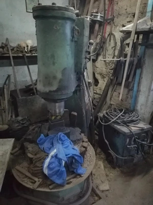 VAPTZAROV Pneumatic Forging Hammer, in full working order, visible under power, VIDEO