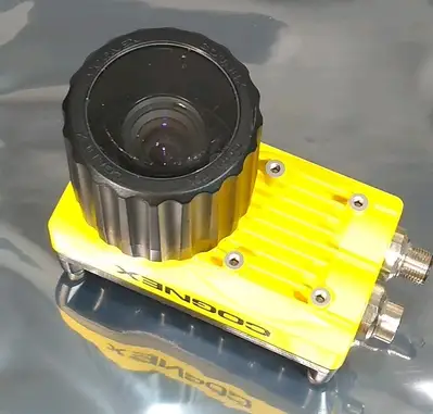 Cognex IS5610-01 In-Sight Vision System Barcode Reader Industrial Camera Loc5C24