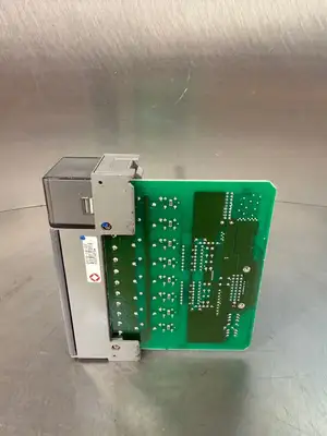 Allen Bradley Slc 500 1746-IV8 /A Input Module (7.2.2)
