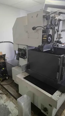 USED 1998 FANUC ROBOCUT ALPHA 1IA