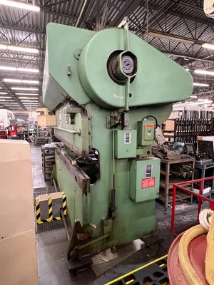 CHICAGO 810L Press Brakes | Levy Recovery Group (3)