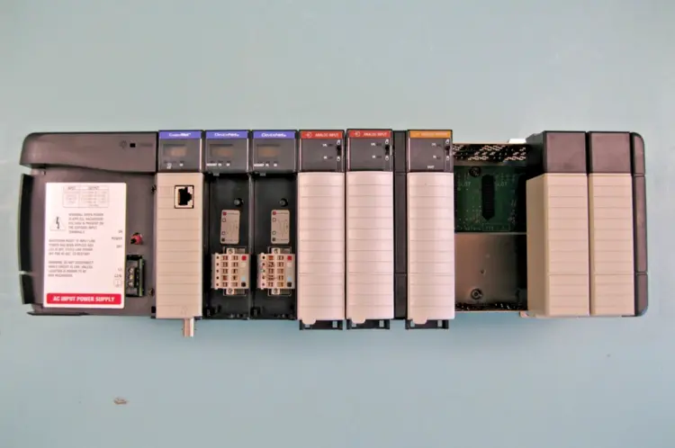 Used Allen-Bradley 1756-OF8H Automation Control (HMI) New Hampshire US | Bitter End Trading #1127892